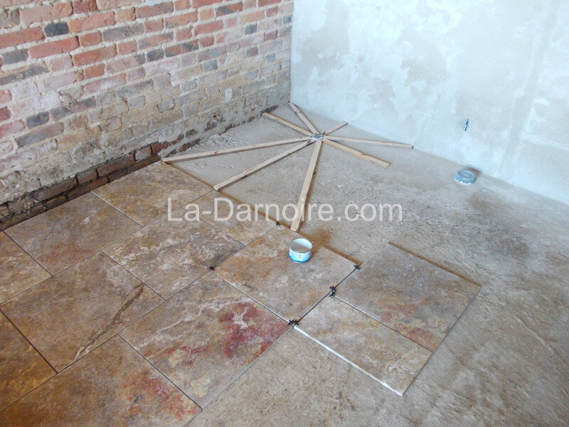 Travertine tiles and shower tray preparation